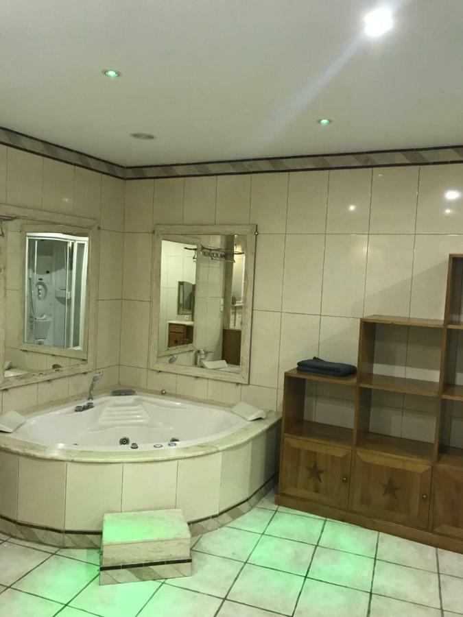 Appartement Du Couvent Narbonne Exteriér fotografie
